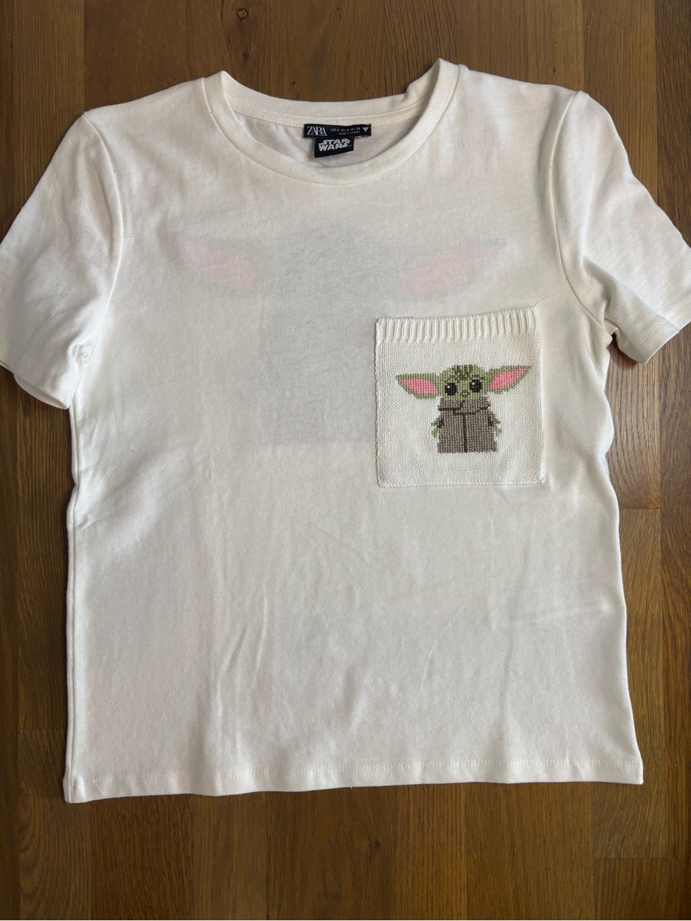 ZARA White Short Sleeve Tee with Green Baby Yoda Pocket